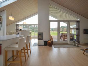 23721037-Ferienhaus-8-Ebeltoft-300x225-2