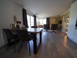 23987826-Ferienhaus-4-Echt-Susteren-300x225-5