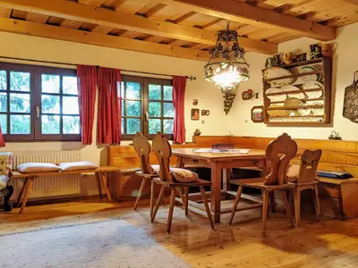 DiningRoom