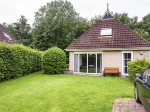 23853982-Ferienhaus-6-Eernewoude-300x225-5