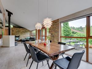 23572339-Ferienhaus-5-Egå-300x225-2