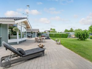 23740595-Ferienhaus-4-Egå-300x225-1