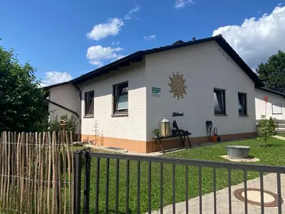Ferienhaus für 6 Personen (100 m²) in Egloffstein 1/10