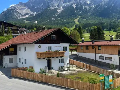 Ferienhaus für 10 Personen (150 m²) in Ehrwald 1/10