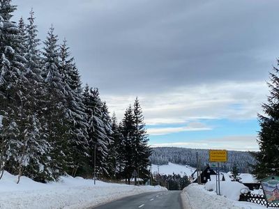 Blick vom Hefekloß zum Berghaus links oben