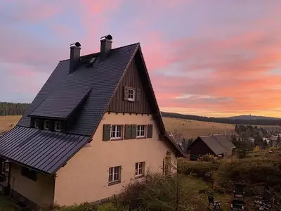 Ferienhaus für 10 Personen (270 m²) in Eibenstock 1/10