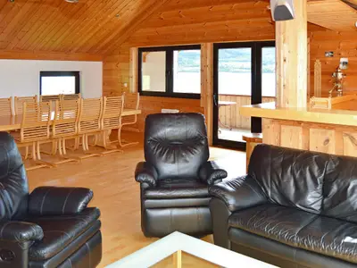 Indoor Indoor