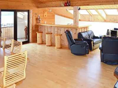 Indoor Indoor