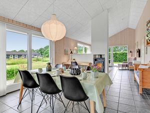 23727731-Ferienhaus-6-Ejstrupholm-300x225-5