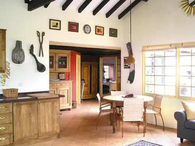 DiningRoom