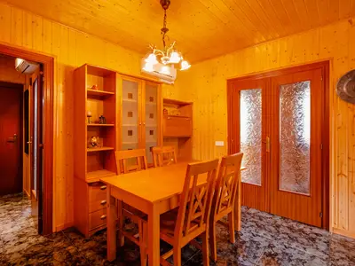 DiningRoom