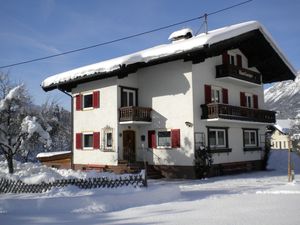 Ferienhaus für 17 Personen in Ellmau