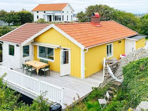 23782857-Ferienhaus-8-Ellös-300x225-3