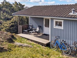 23972688-Ferienhaus-7-Ellös-300x225-5