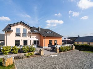 19341032-Ferienhaus-4-Ellscheid-300x225-3