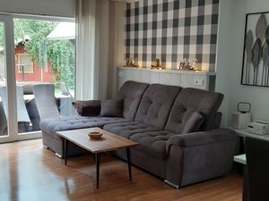 23882490-Ferienhaus-6-Emden-300x225-4