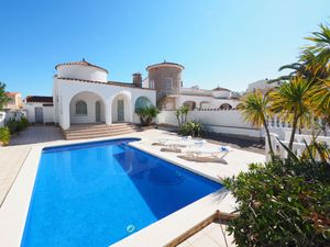 23840342-Ferienhaus-6-Empuriabrava-300x225-0