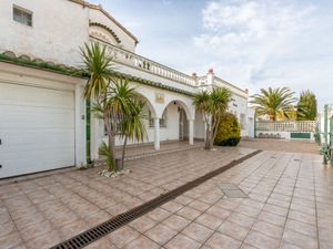 23855559-Ferienhaus-16-Empuriabrava-300x225-4