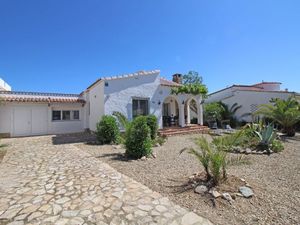 19199476-Ferienhaus-6-Empuriabrava-300x225-1