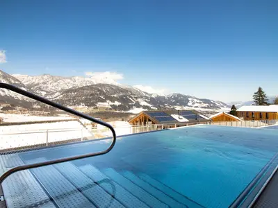 PoolOfHouse