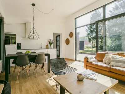 DiningRoom