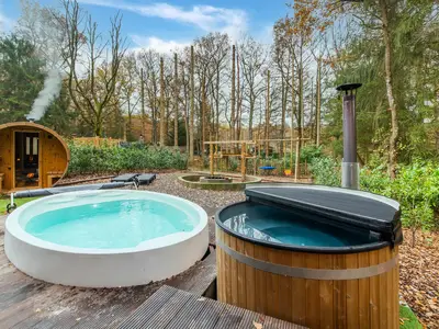 PoolOfHouse