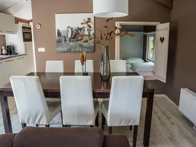 DiningRoom