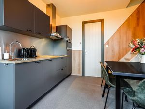 24023900-Ferienhaus-6-Erp-300x225-4