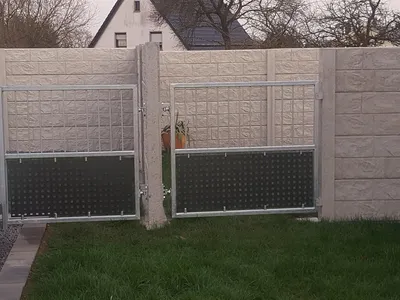 Tore von der Einzäunung Haus Köln und München Tore von der Einzäunung Haus Köln und München
