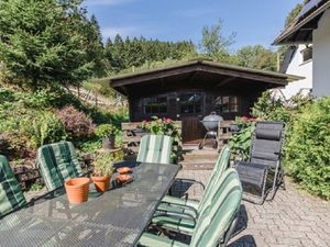 19326303-Ferienhaus-7-Eslohe-300x225-3