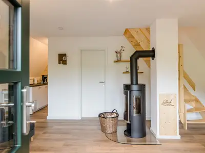 Photo, INSIDE, OUTSIDE