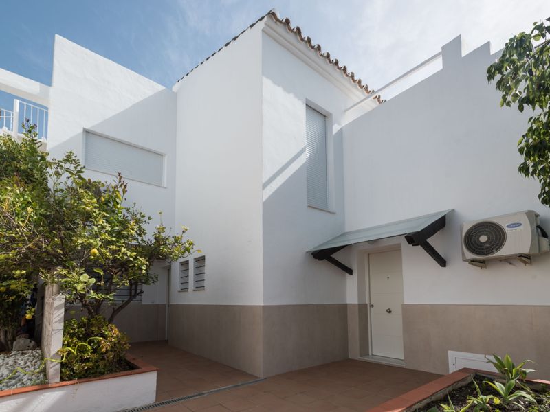 23858200-Ferienhaus-8-Estepona-800x600-2