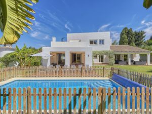 23868625-Ferienhaus-11-Estepona-300x225-4