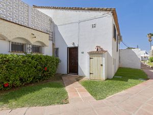 23869415-Ferienhaus-4-Estepona-300x225-2