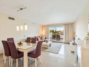 23751383-Ferienhaus-6-Estepona-300x225-3