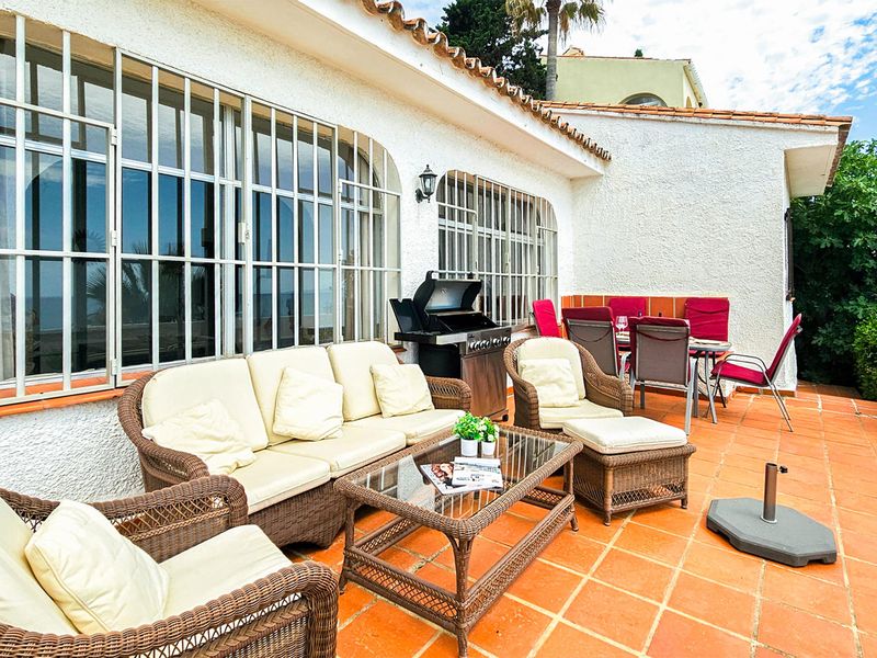 23767501-Ferienhaus-6-Estepona-800x600-1