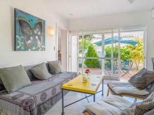 23768003-Ferienhaus-4-Estepona-300x225-2