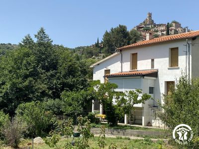 Le gîte et le village classé d'Eus