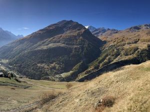 Chalet Adlernest und sein Blick auf eine der schönsten Aussicht in die Alpen : Dent-Blanche und Arolla