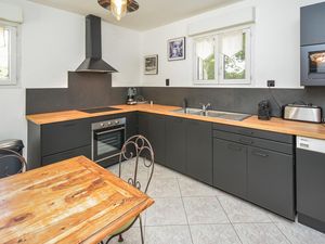 23730783-Ferienhaus-8-Eyguières-300x225-2