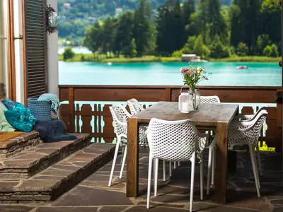 Terrassentisch