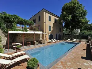 Ferienhaus für 13 Personen (320 m²) in Fabbrica di Peccioli