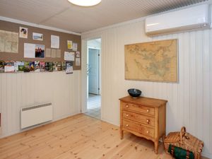 23705094-Ferienhaus-6-Fåborg-300x225-5