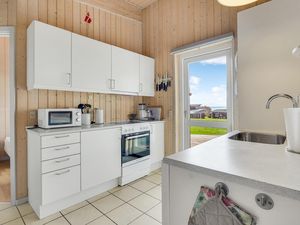 23729910-Ferienhaus-8-Fåborg-300x225-5