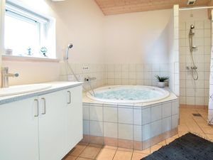 23738423-Ferienhaus-8-Fåborg-300x225-2