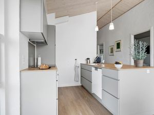 23741468-Ferienhaus-8-Fåborg-300x225-5