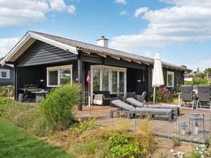 23766133-Ferienhaus-4-Fåborg-300x225-1