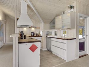 23733102-Ferienhaus-8-Fåborg-300x225-5