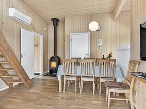 23747081-Ferienhaus-8-Fåborg-300x225-4