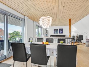 23747736-Ferienhaus-6-Fåborg-300x225-4